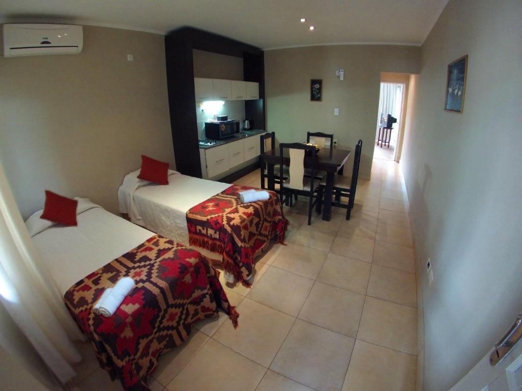Yreta Apart Hotel Puerto Iguazú Quarto foto